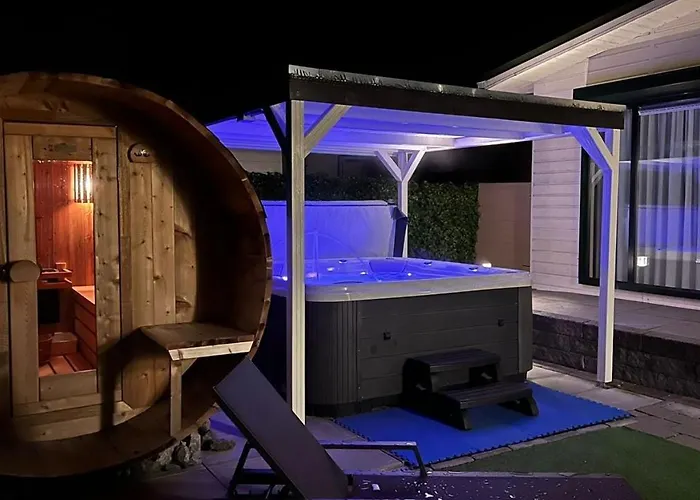 Chalet Buutengeweun, Met Luxe Jacuzzi En Tonsauna